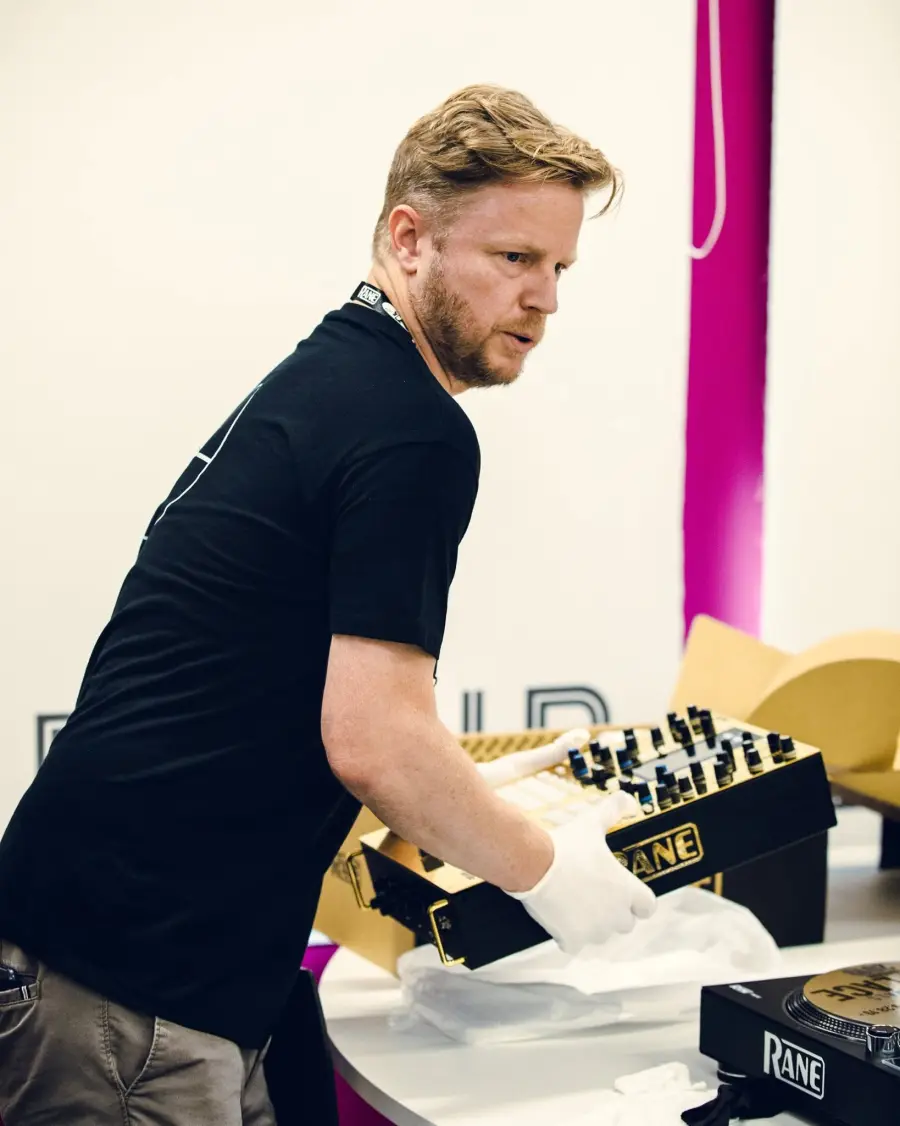 DMC World DJ Championship Finals 2019, Islington Assembly Hall, Londra